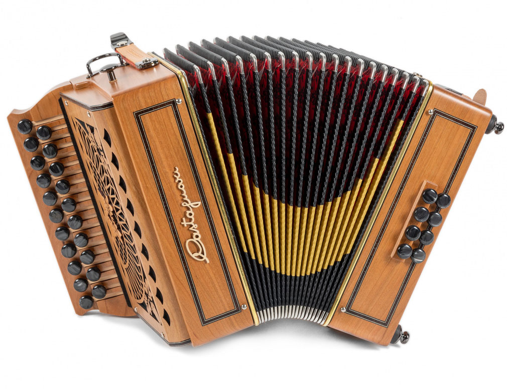 Castagnari Marie Nicole - Walnut